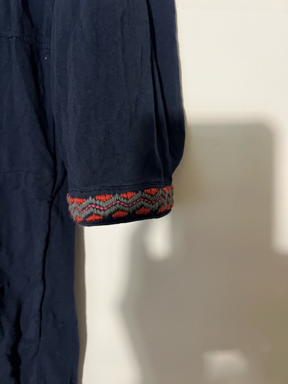 Johnny Was  Embroidered Long-Sleeve knee length Dress Medium PTP 20 - Picture 4 of 12